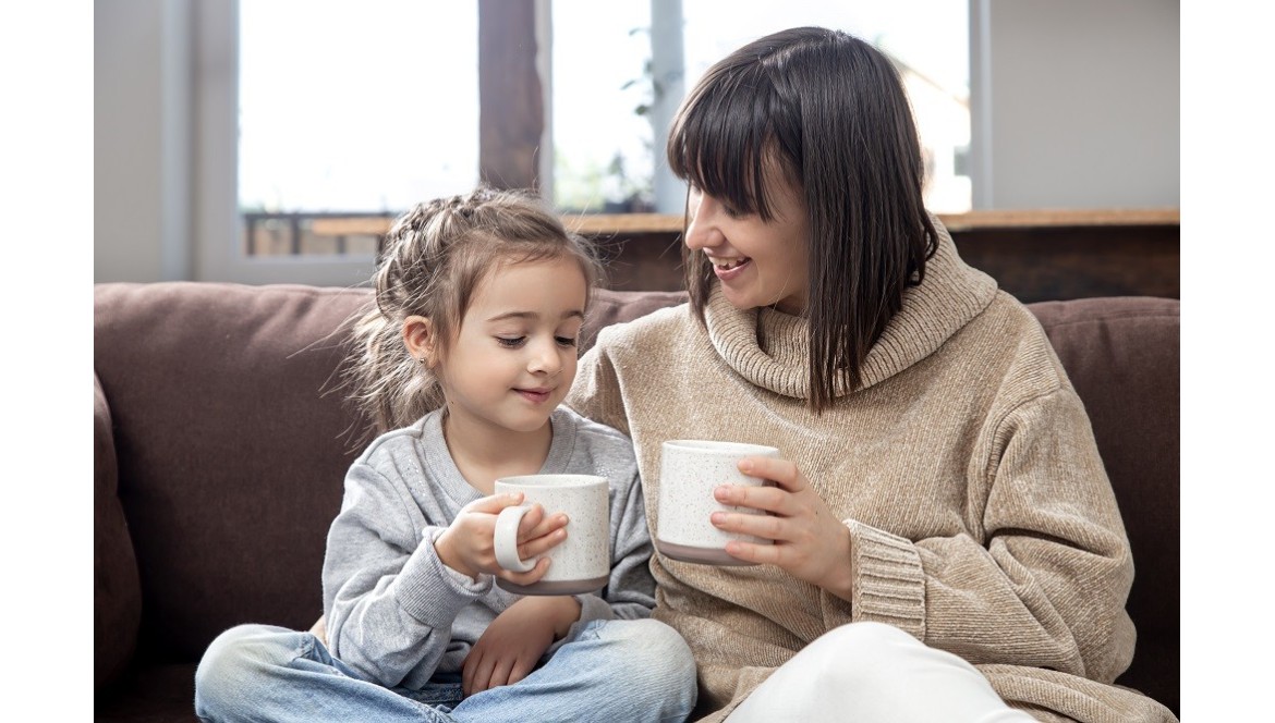 Jak powiedzieć dziecku o ciąży? Przejdź przez delikatną rozmowę spokojnie